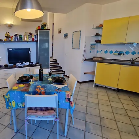 Helen's House By World Apartment *
