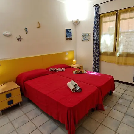 Helen's House By World * San Pasquale
